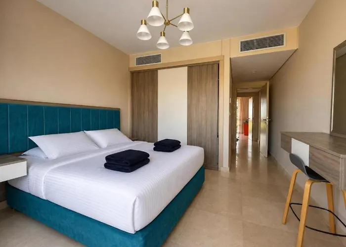 & Pool Free Access, Mangroovy 2 Bedroom Red Sea! *